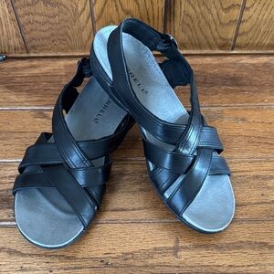 Merrell Women's Black Strappy Sandals